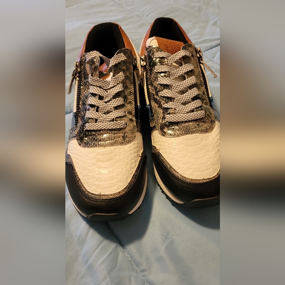 Men's shoes - Picture 2 of 8